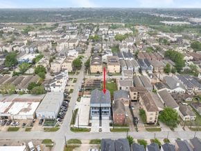 5240 Cornish B, Houston TX 77007