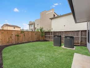 5240 Cornish B, Houston TX 77007