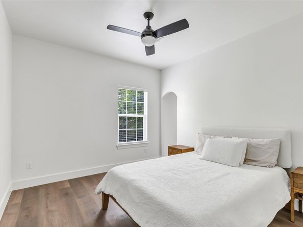 5406 Darling Street A, Houston TX 77007