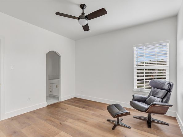 5406 Darling Street A, Houston TX 77007