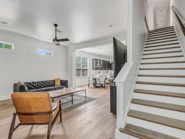 5406 Darling Street A, Houston TX 77007