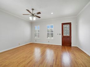 1108 W 22nd Street, Houston TX 77008