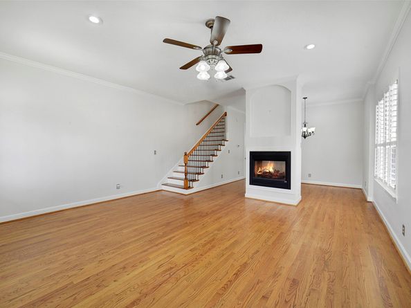 1108 W 22nd Street, Houston TX 77008