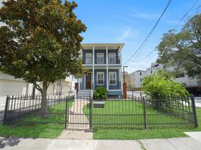 1108 W 22nd Street, Houston TX 77008