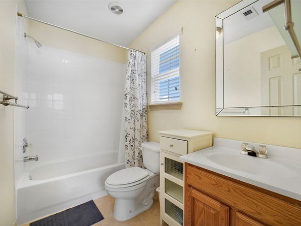 1108 W 22nd Street, Houston TX 77008