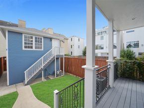 1108 W 22nd Street, Houston TX 77008