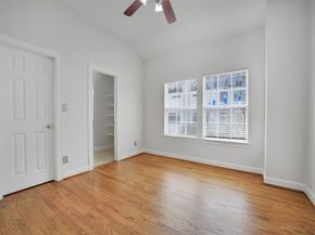 1108 W 22nd Street, Houston TX 77008