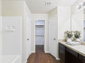 2514 Bammelwood Drive, Houston TX 77014