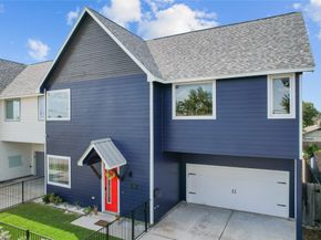713 James Street, Houston TX 77009