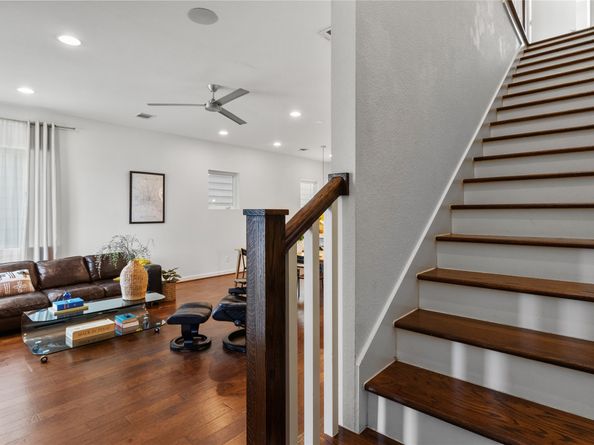 713 James Street, Houston TX 77009