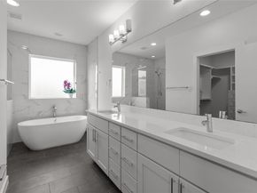 713 James Street, Houston TX 77009