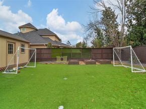 1506 Graystone Creek Court, Houston TX 77345
