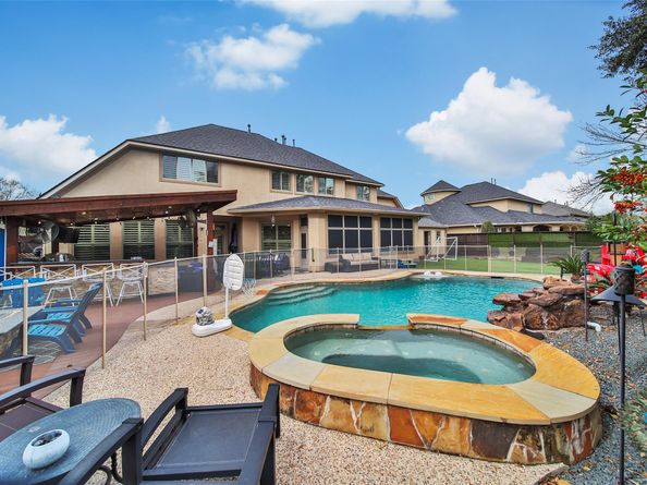 1506 Graystone Creek Court, Houston TX 77345