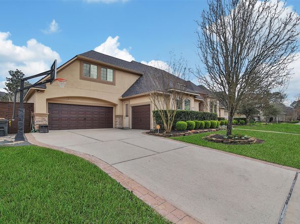 1506 Graystone Creek Court, Houston TX 77345