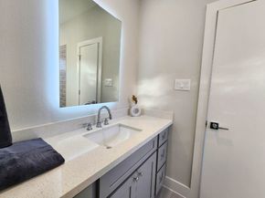 615 Northew Street K, Houston TX 77091