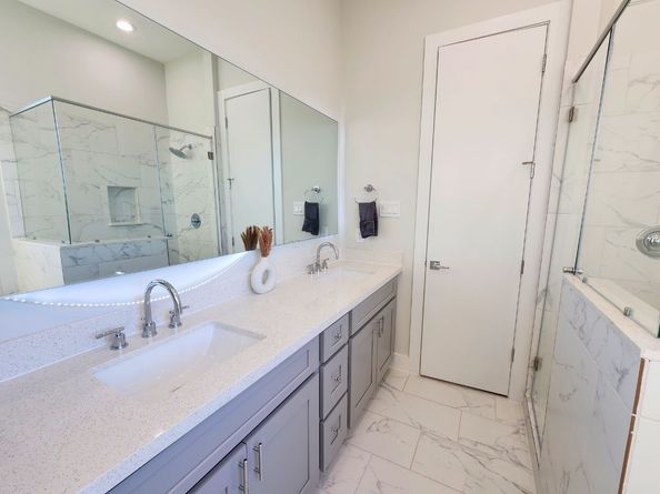 615 Northew Street K, Houston TX 77091