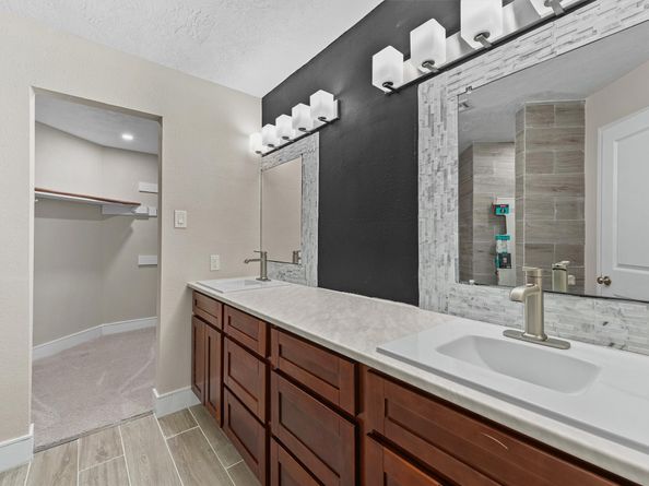 16026 Beechnut Street, Houston TX 77083