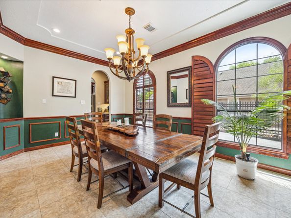 1015 W 41st Street, Houston TX 77018