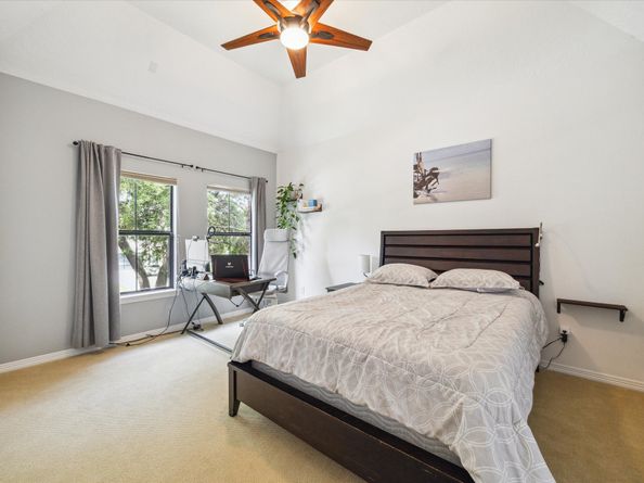 1015 W 41st Street, Houston TX 77018