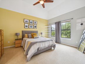 1015 W 41st Street, Houston TX 77018