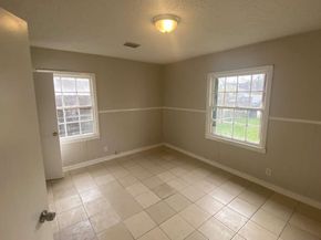 5601 Malmedy Road, Houston TX 77033