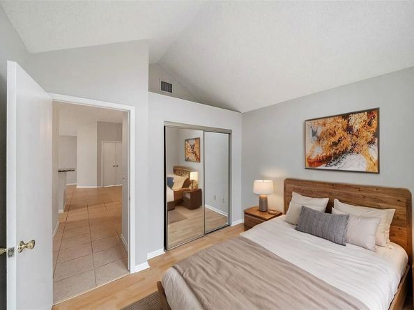 3317 Golden Trails Drive 802, Houston TX 77345
