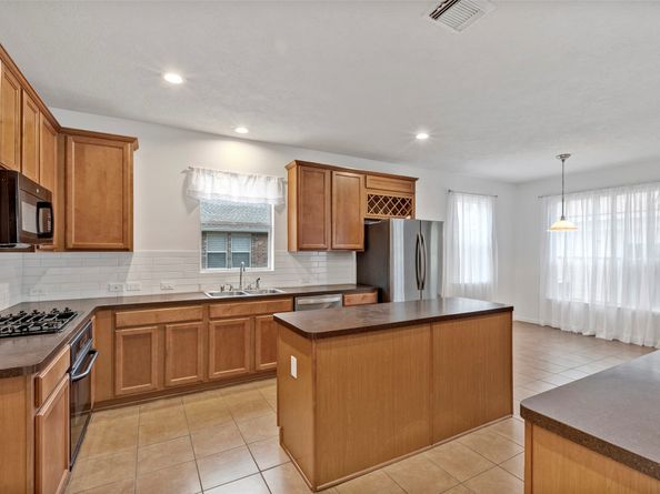 2618 Bridgestone Park Lane, Spring TX 77386