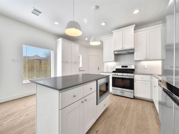 7407 Rusk Street B, Houston TX 77011