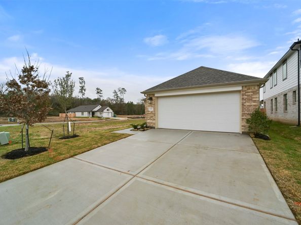 1730 Portia Lane, Conroe TX 77301