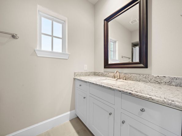 4533 Polk Street, Houston TX 77023