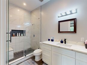 5726 Martha Lane, Houston TX 77032