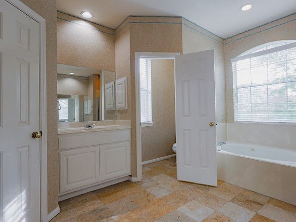 3231 Shadywind Drive, Houston TX 77082