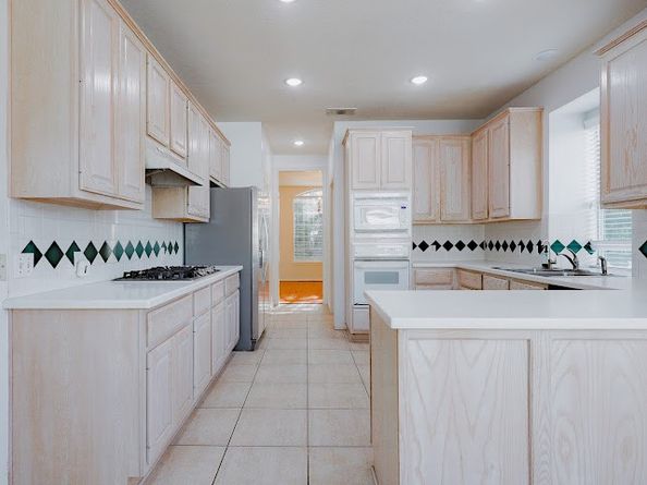 3231 Shadywind Drive, Houston TX 77082