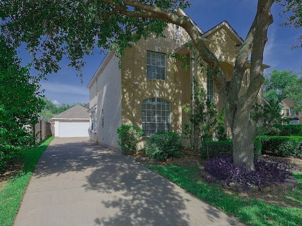 3231 Shadywind Drive, Houston TX 77082