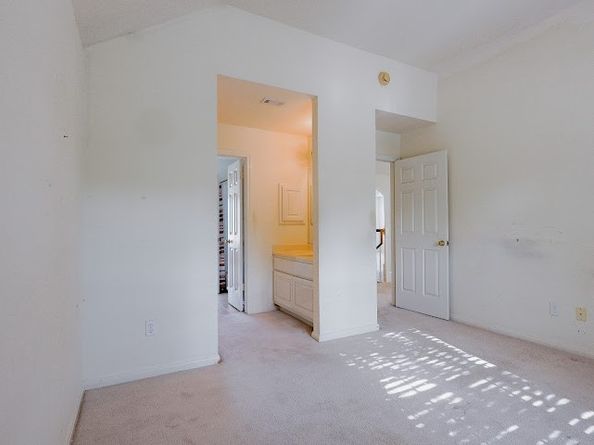 3231 Shadywind Drive, Houston TX 77082