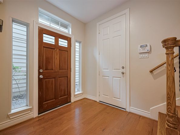2624 Starboard Point, Houston TX 77054