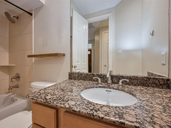 2624 Starboard Point, Houston TX 77054