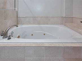 2624 Starboard Point, Houston TX 77054