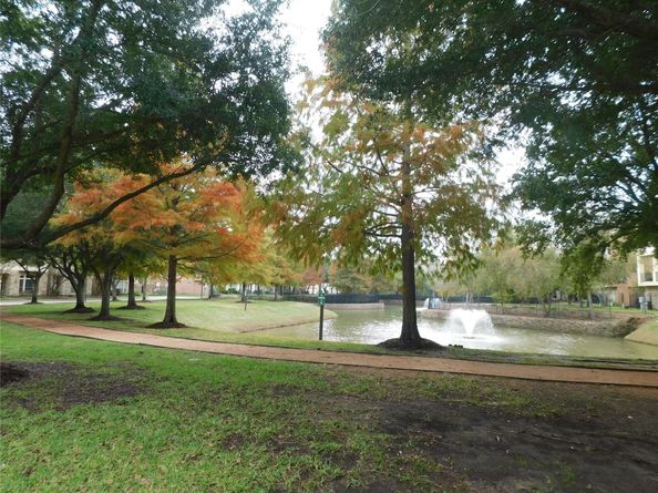 2624 Starboard Point, Houston TX 77054