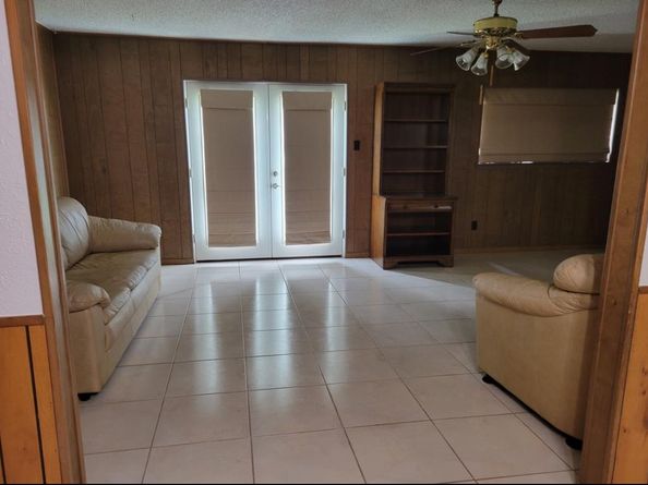 6302 Hanley Lane, Houston TX 77016