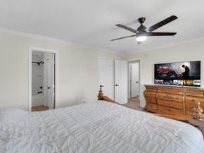 6382 Crossway Drive, Houston TX 77084