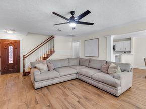 6382 Crossway Drive, Houston TX 77084