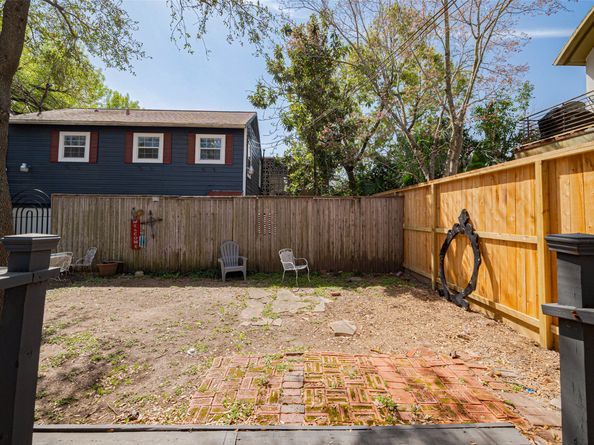 705 W Main Street, Houston TX 77006