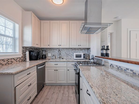 705 W Main Street, Houston TX 77006