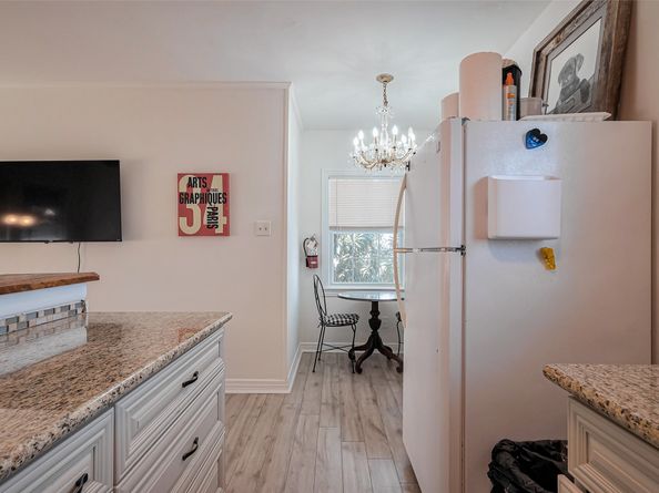 705 W Main Street, Houston TX 77006