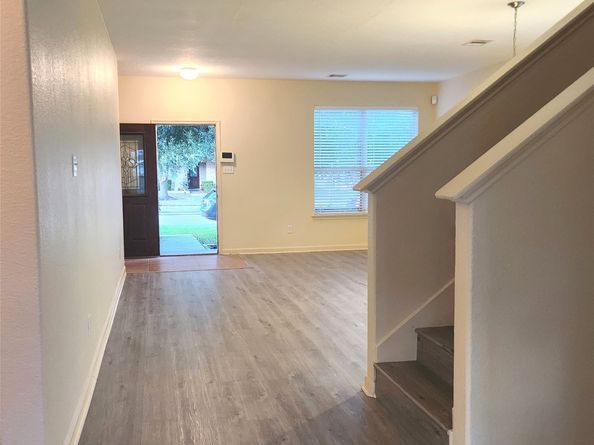 238 Remington Heights Drive, Houston TX 77073