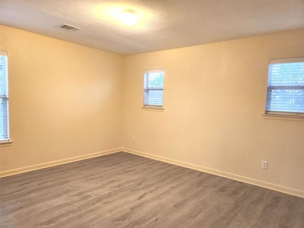 238 Remington Heights Drive, Houston TX 77073