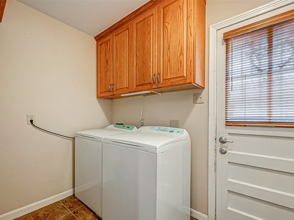 6730 Lindyann Lane, Houston TX 77008