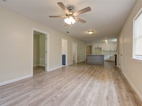 7204 Avenue E, Houston TX 77011