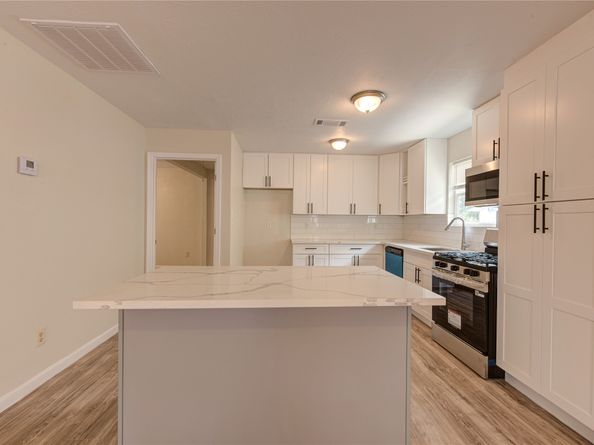 7204 Avenue E, Houston TX 77011